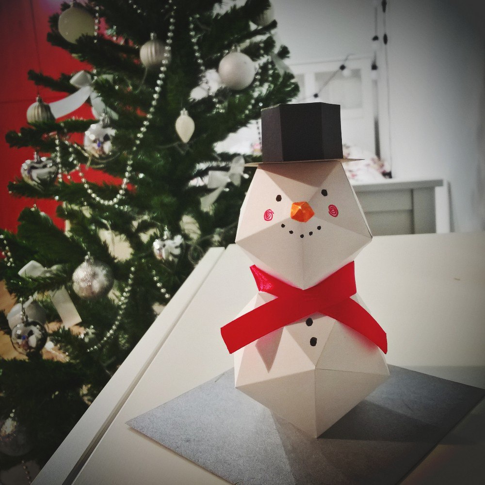 Снеговик из бумаги в технике оригами пошаговая инструкция